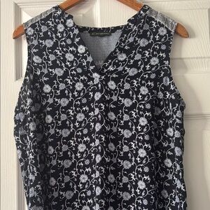 Adrianna Papell Floral Navy Blue and White Sleeveless Top